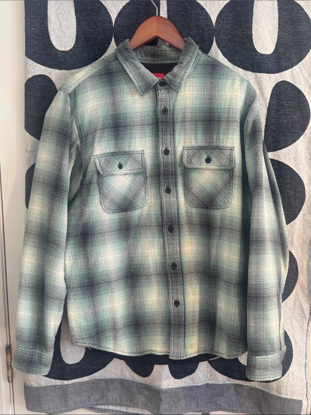 Supreme Green & Black Gradient Quilted Plaid Flannel Button-Up Shirt ~ MEDIUM